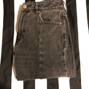 Washed out/ frayed black pacsun mom jeans SZ25
